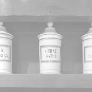 Tarritos de farmacia en El Prat de Llobregat - Farm&agrave;cia Merc&egrave; Fabr&oacute;